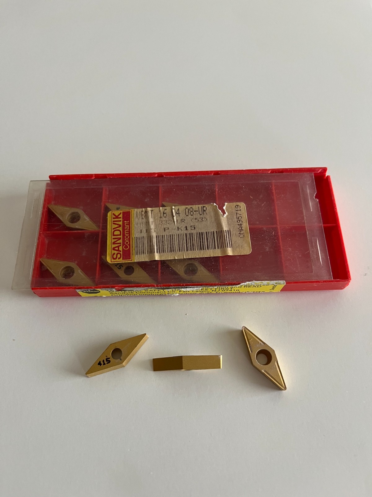 SANDVIK VBMT-332 GRADE P-15 COATED (9 INSERTS) EXCELLENT GRADE INSERTS AS SHOWN.