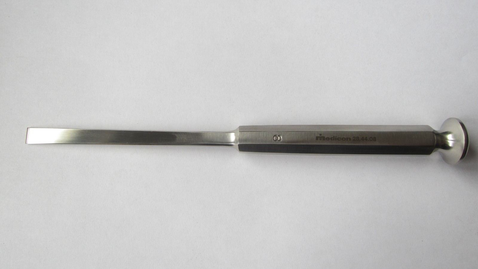 Medicon 28.44.08 Osteotome After Silence – 20cm Size 8mm – Straight – Bone Chisel