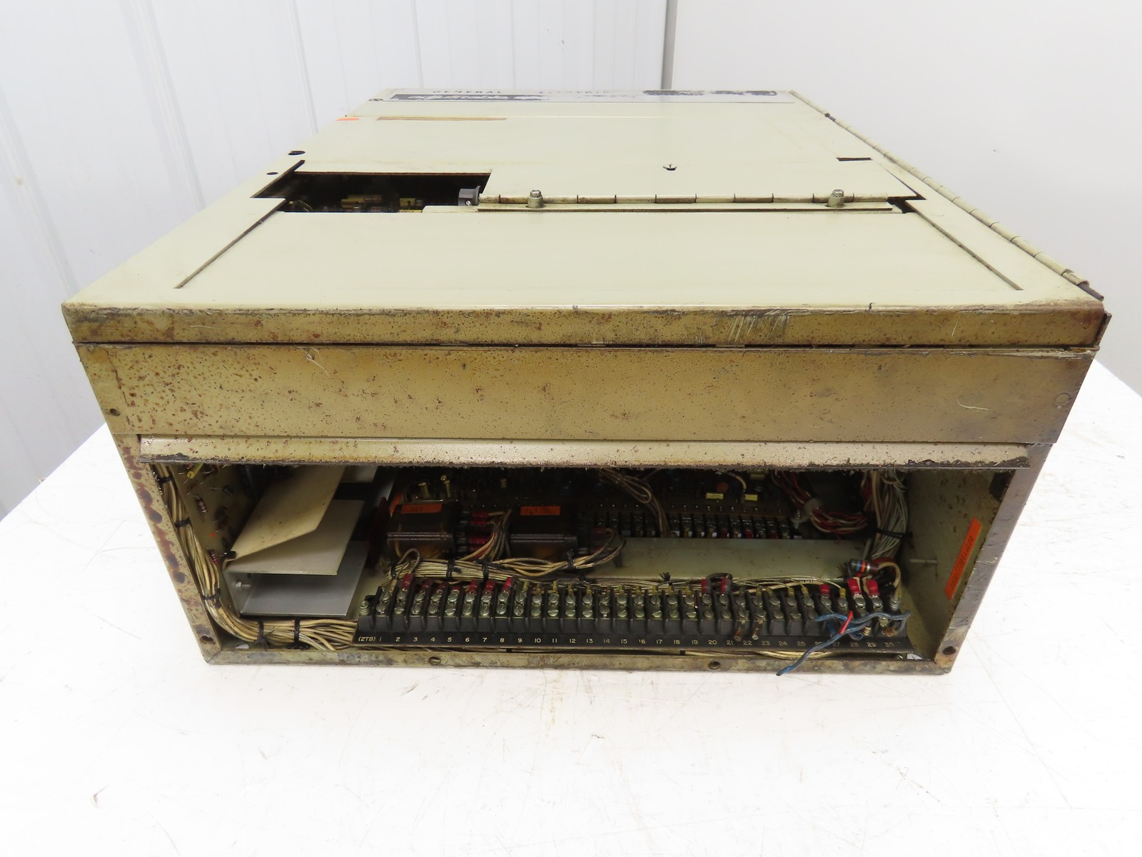 GE 6V15E3424 Valutrol DC Adjustable Speed Drive 10Hp 37A 240VDC – 460V 3PH Input