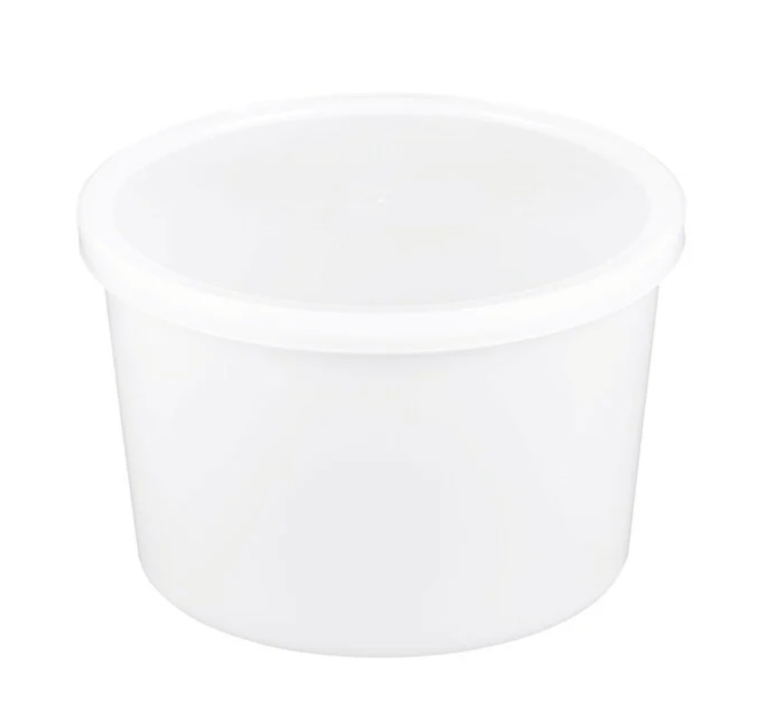 Choice Heavy-Duty 64 oz. Microwavable Translucent Heavy Weight Plastic Deli Cont