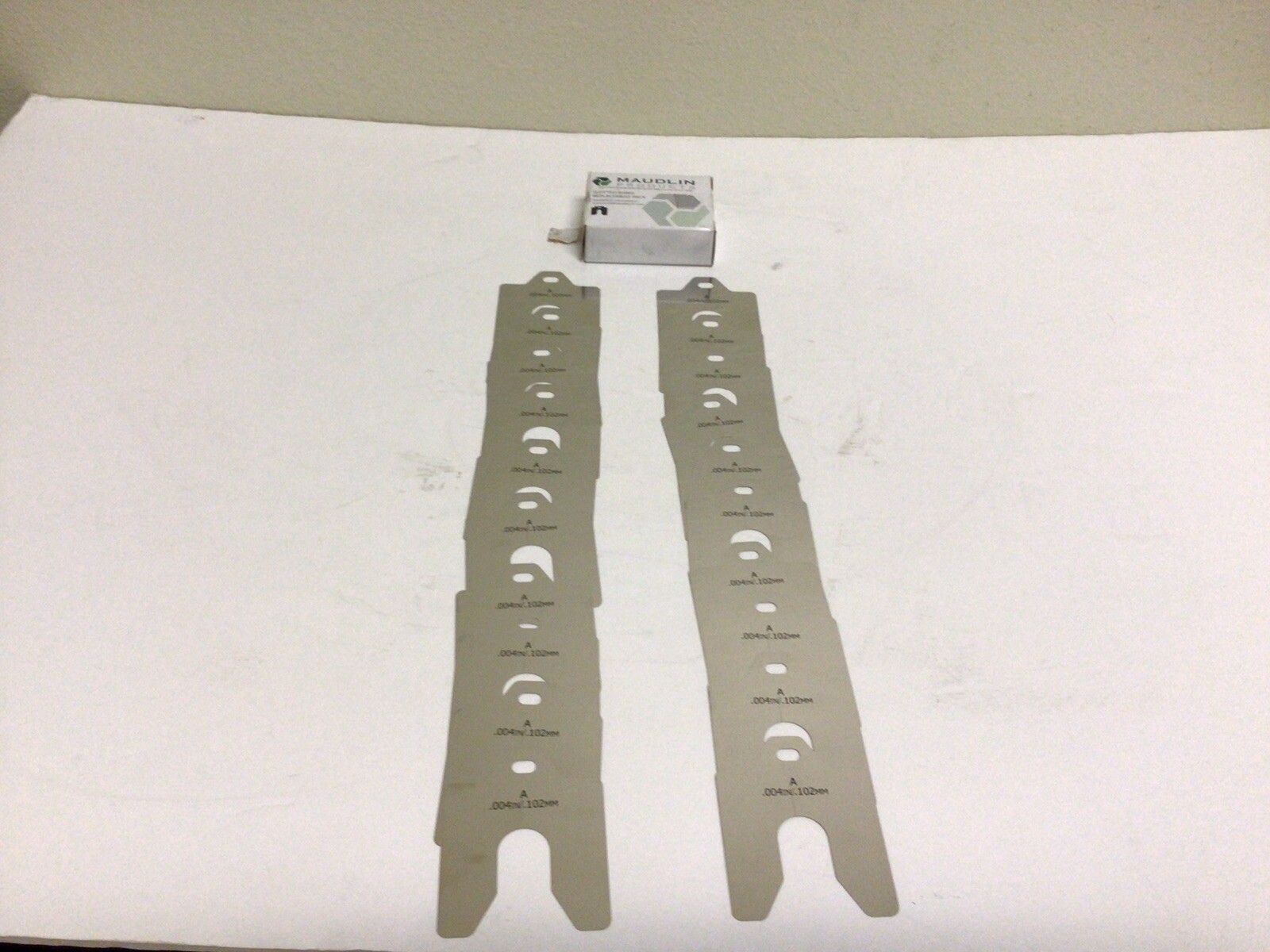 NEW, MAUDLIN PRODUCTS MSA004 A-2 X 2″ X 0.004″,20 PACK SLOTTED SHIMS REPLACEMENT