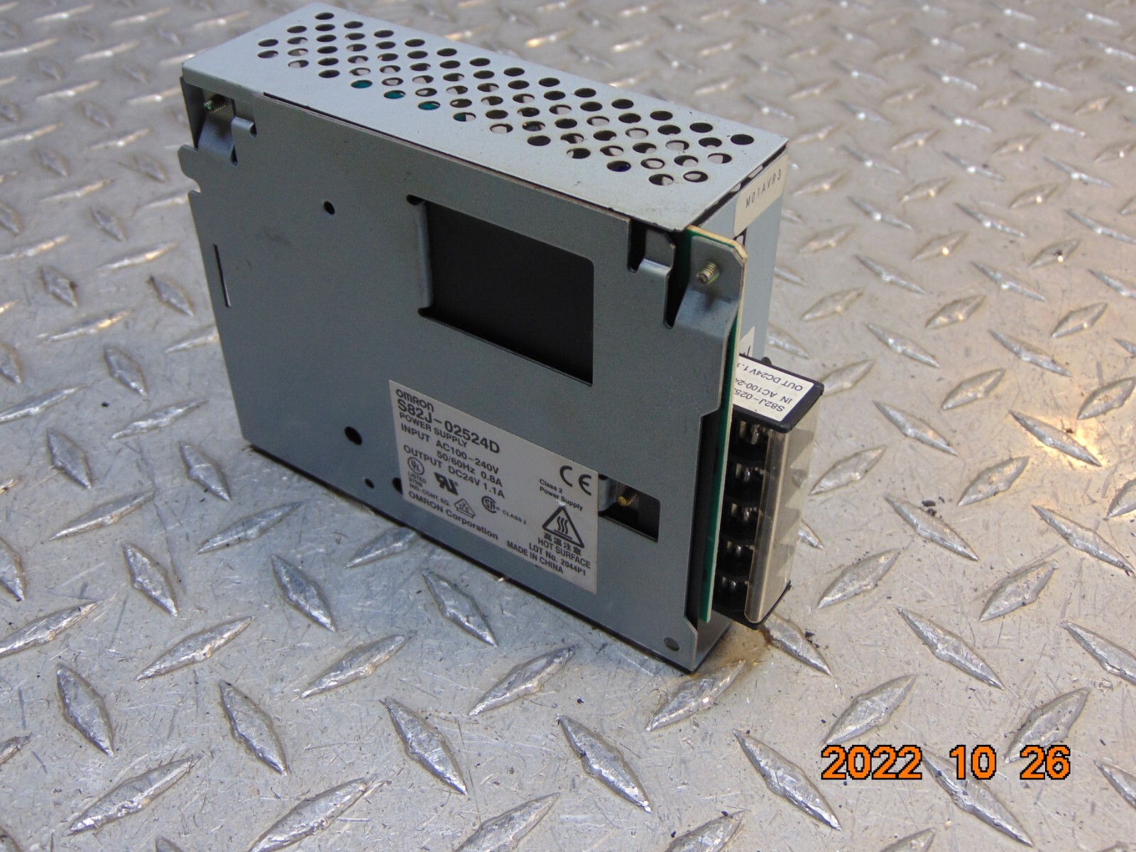 OMRON S82J-02524D POWER SUPPLY 24VDC 1.1A – FREE SHIPPING